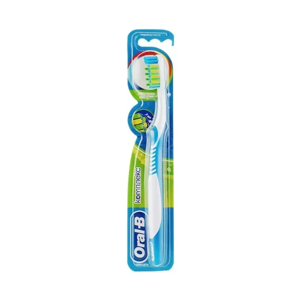 Зубная щетка Oral-B 3-effect Maxi Clean 40 средняя